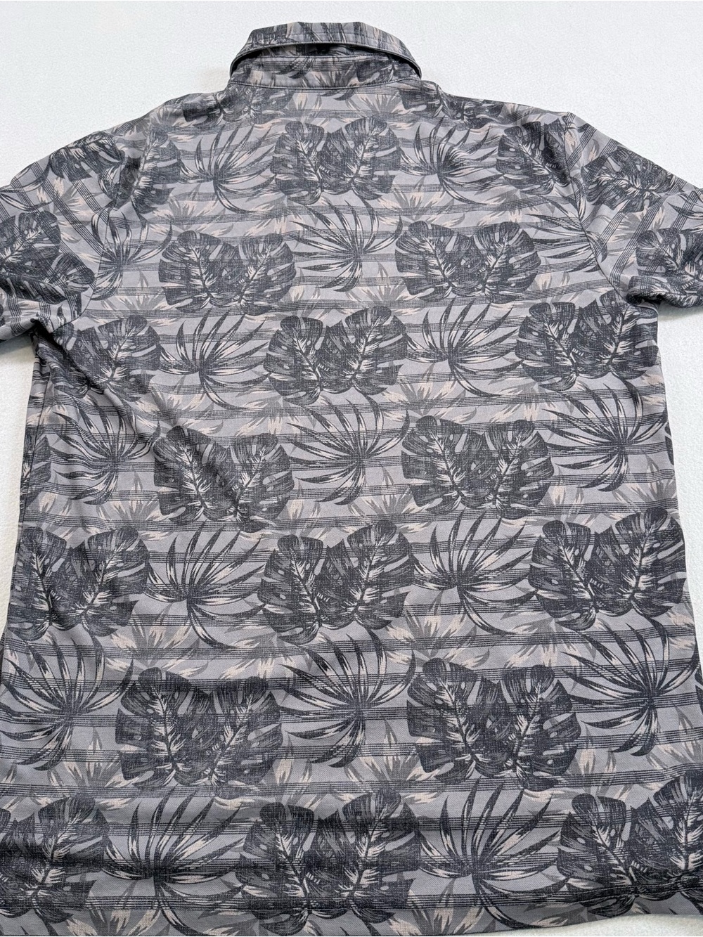 TravisMathew Tropical Palm Leaf Print Polo Gray Size L - Picture 8 of 8